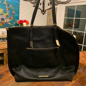 Steve Madden Black pebbled leather tote